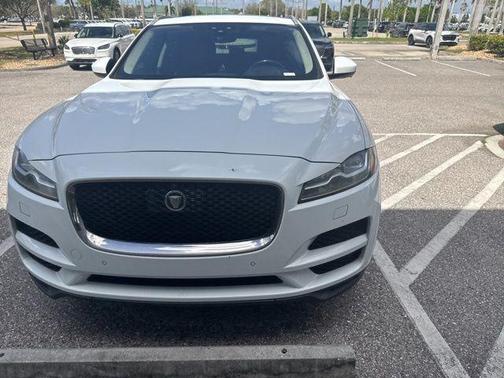 2019 Jaguar F-PACE 30t Portfolio