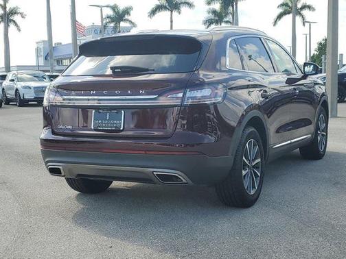 2021 Lincoln Nautilus Standard