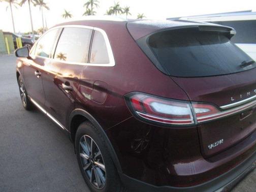 2021 Lincoln Nautilus Standard
