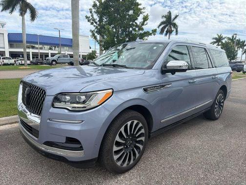 2022 Lincoln Navigator Black Label