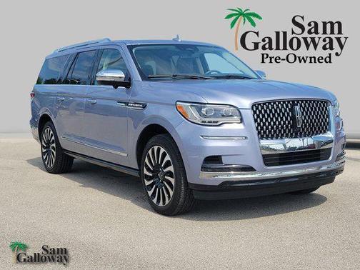 2022 Lincoln Navigator Black Label
