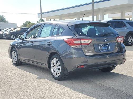 2019 Subaru Impreza 2.0i