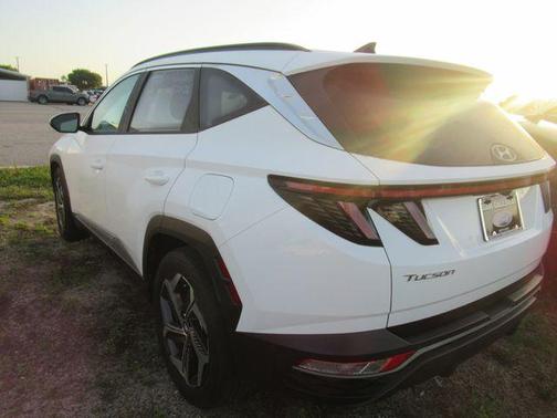 White Pearl 2024 Hyundai TUCSON SEL