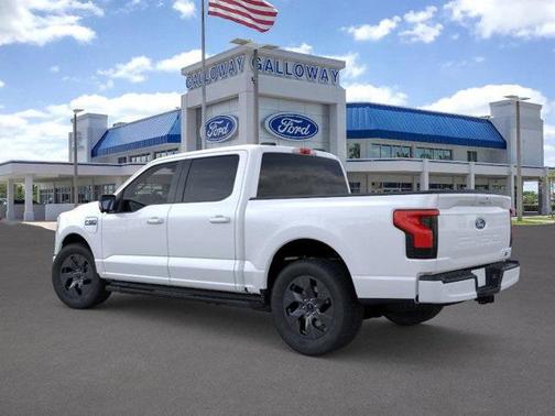 2025 Ford F-150 Lightning Flash