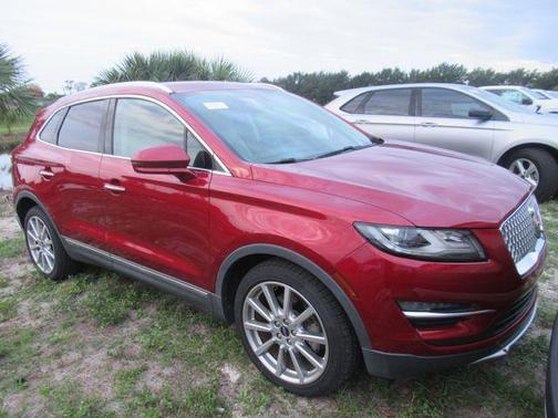 Ruby Red Metallic 2019 Lincoln MKC Reserve