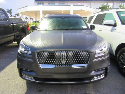 Gray Metallic 2023 Lincoln Aviator Reserve RWD