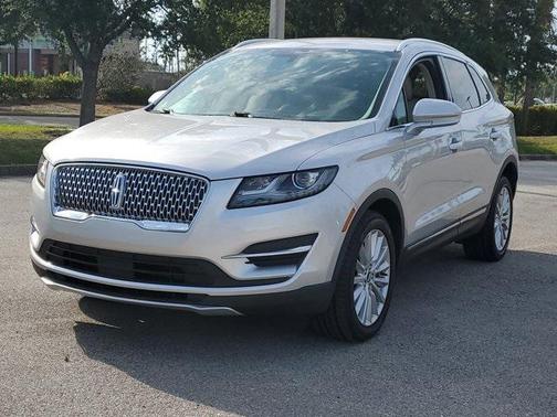 2019 Lincoln MKC Standard