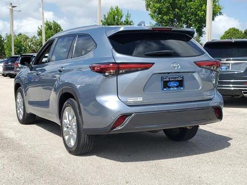2021 Toyota Highlander Limited
