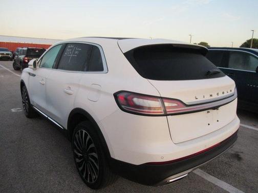 2022 Lincoln Nautilus Black Label
