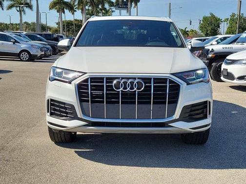 2021 Audi Q7 45 Premium Plus