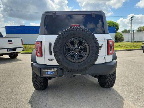 OXFORD WHITE 2024 Ford Bronco Wildtrak