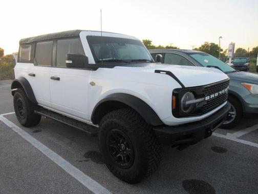 OXFORD WHITE 2024 Ford Bronco Wildtrak