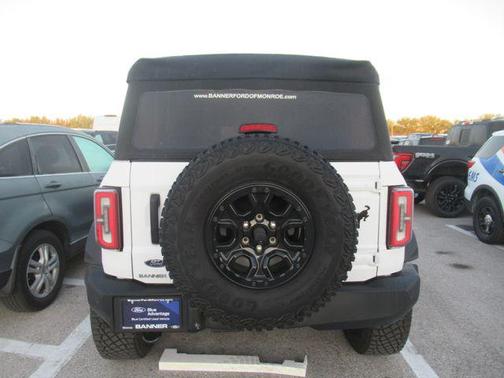 OXFORD WHITE 2024 Ford Bronco Wildtrak