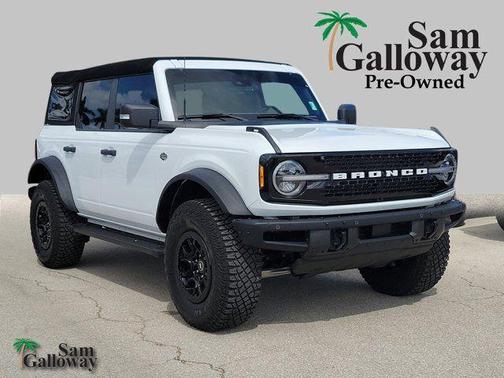 OXFORD WHITE 2024 Ford Bronco Wildtrak