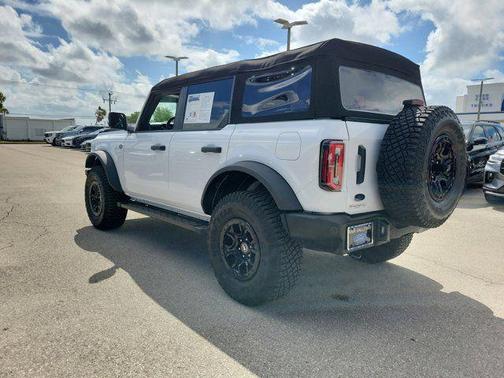 OXFORD WHITE 2024 Ford Bronco Wildtrak