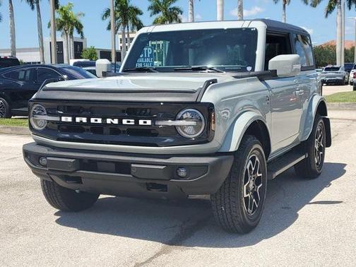 2022 Ford Bronco Outer Banks