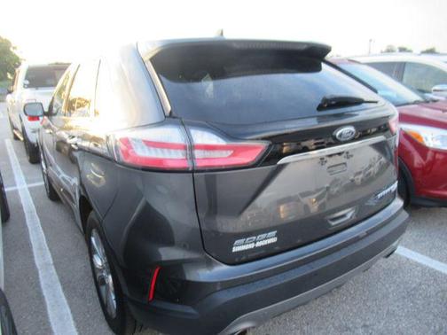 MAGNETIC 2020 Ford Edge Titanium