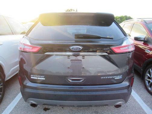 MAGNETIC 2020 Ford Edge Titanium