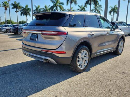 Mocha 2020 Lincoln Corsair Standard