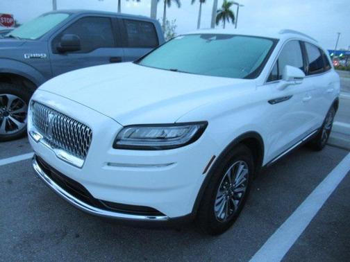 2022 Lincoln Nautilus Standard