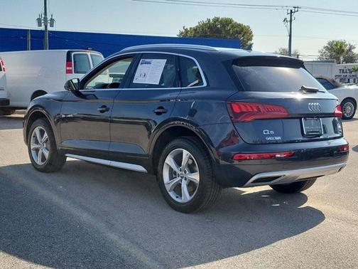 2020 Audi Q5 45 Premium Plus
