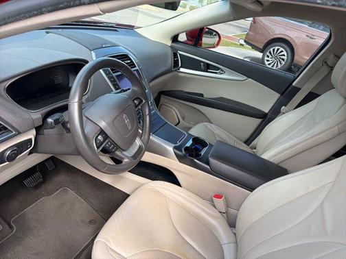 2020 Lincoln Nautilus Standard