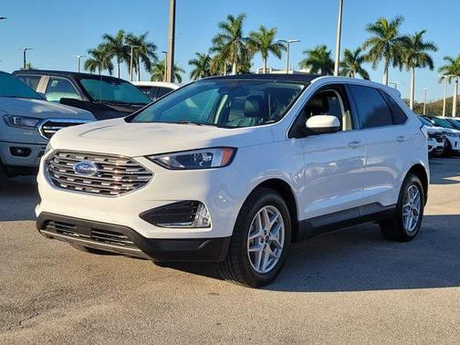 2022 Ford Edge SEL