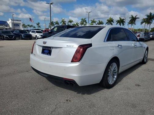 2017 Cadillac CT6 2.0L Turbo Luxury