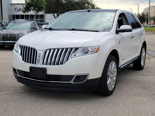 2013 Lincoln MKX Base