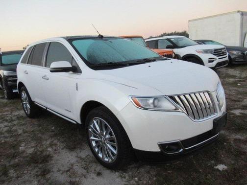 2013 Lincoln MKX Base