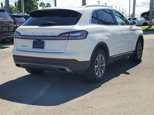2021 Lincoln Nautilus Standard