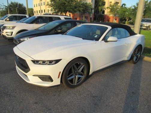 2024 Ford Mustang EcoBoost