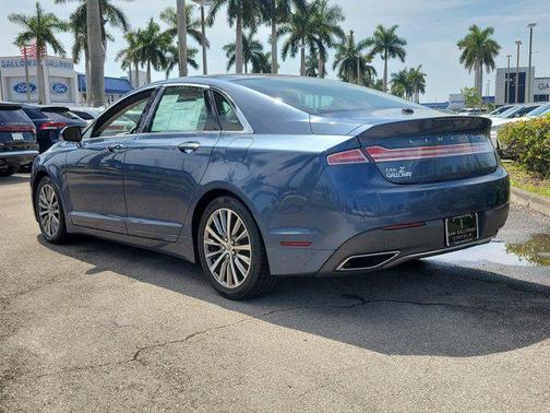 Diamond 2019 Lincoln MKZ Standard