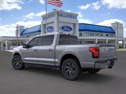 2023 Ford F-150 Lightning XLT