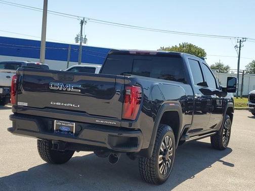 2024 GMC Sierra 2500 Denali Ultimate
