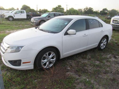 WHITE SUEDE 2012 Ford Fusion SE