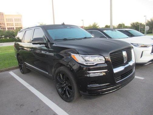2022 Lincoln Navigator Reserve