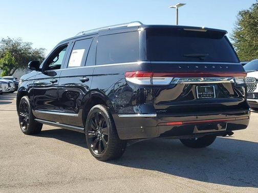 2022 Lincoln Navigator Reserve