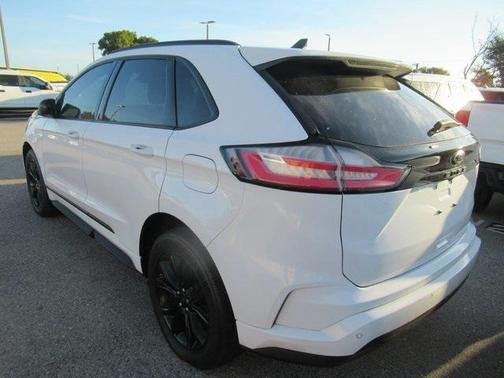 2024 Ford Edge SE