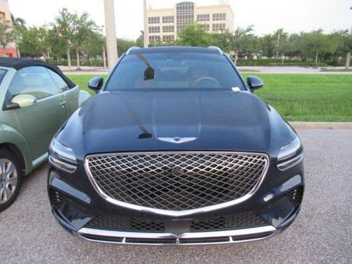 2025 Genesis GV70 2.5T