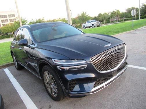2025 Genesis GV70 2.5T