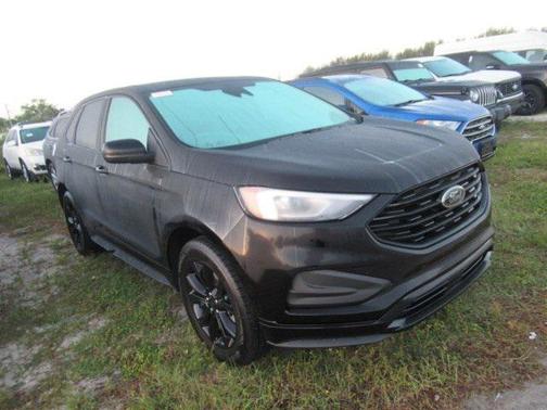 2022 Ford Edge SE