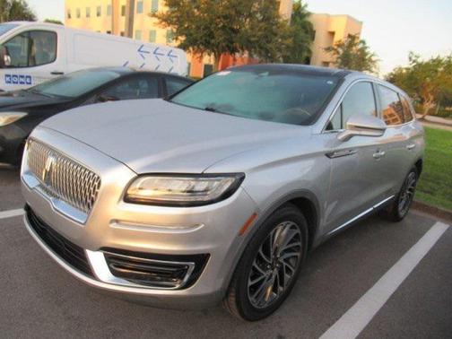2019 Lincoln Nautilus Reserve