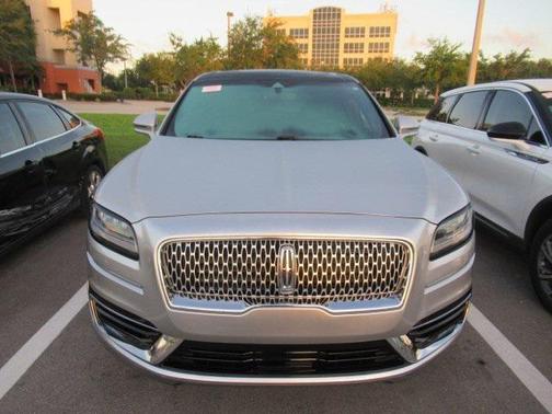 2019 Lincoln Nautilus Reserve