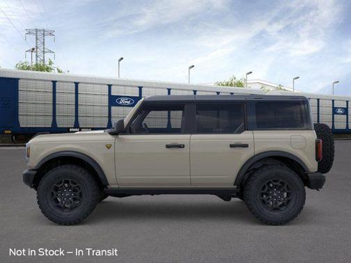 DESERT SAND 2026 Ford Bronco Badlands