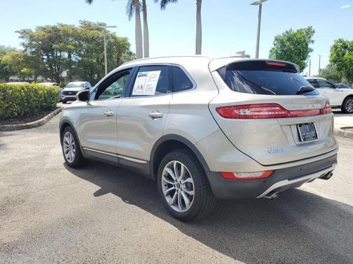 2015 Lincoln MKC Base