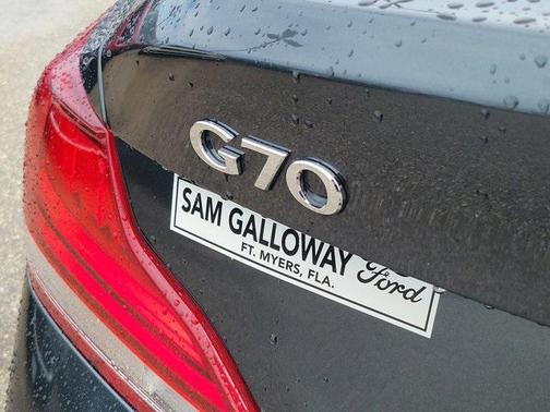 2021 Genesis G70 2.0T