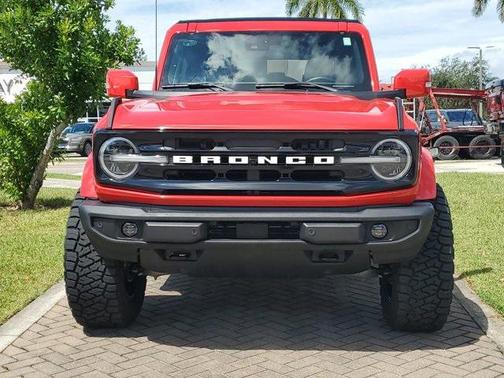 2023 Ford Bronco Outer Banks