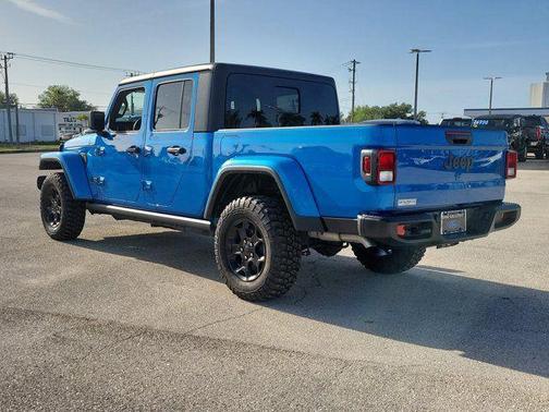 Hydro Blue Pearlcoat 2023 Jeep Gladiator Willys