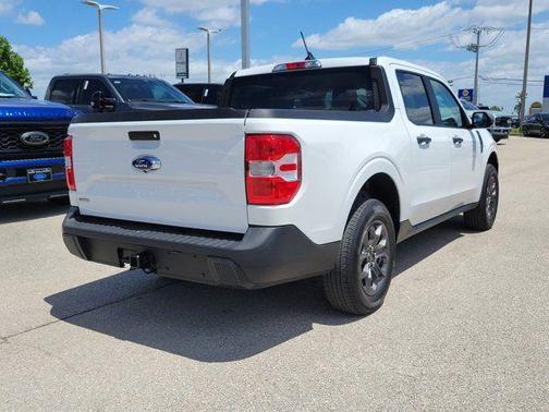 Oxford White 2024 Ford Maverick XLT